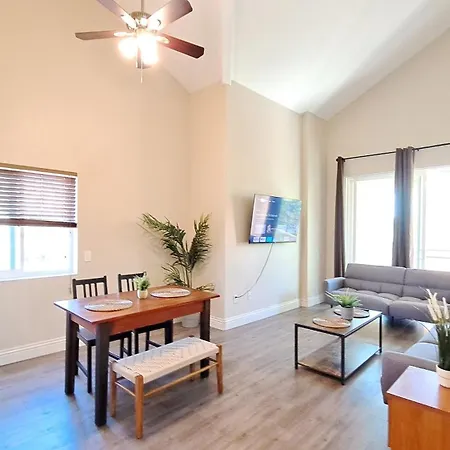Venetian La Jolla 2 Bedroom Condo Luxury Furnished Near Beach And Utc Mall